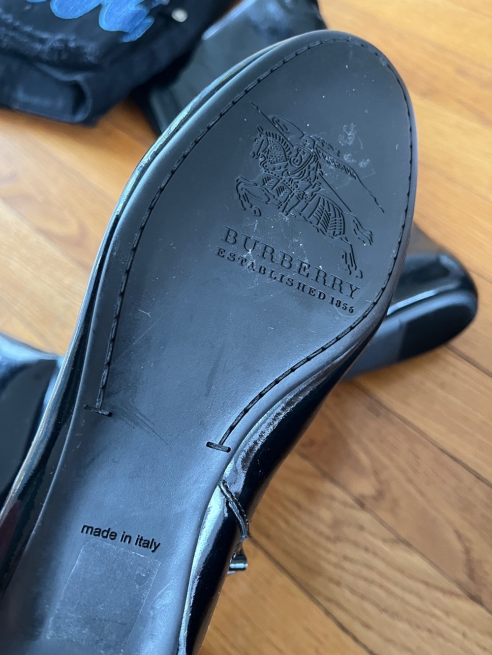 Burberry Black Patent Mid-Calf Heeled Boots - Picture 5 of 6